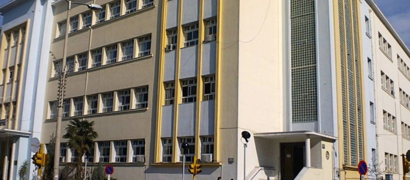 Θεσσαλονίκη: Άγνωστοι βανδάλισαν τα ξημερώματα στον «Ευκλείδη»